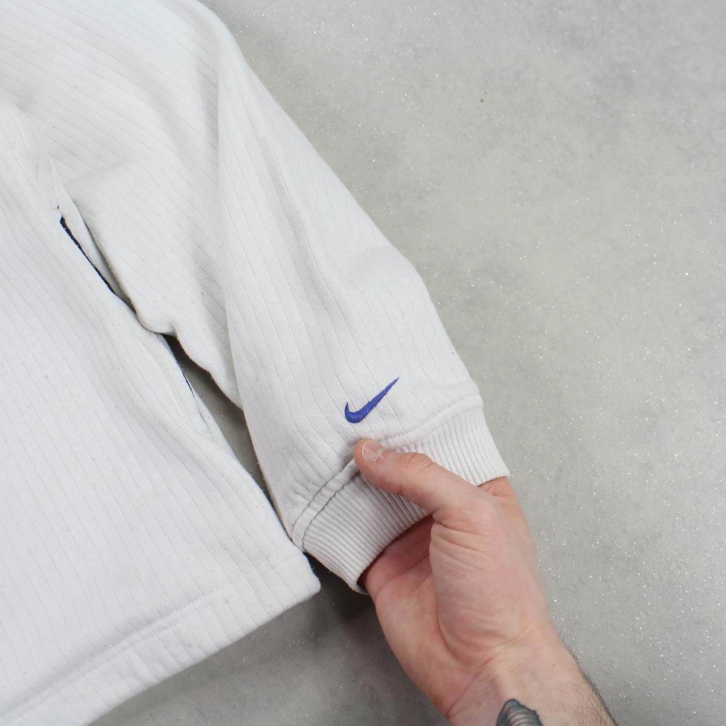 SUPER RARE 1990s  Hoodie Cream-Maverick