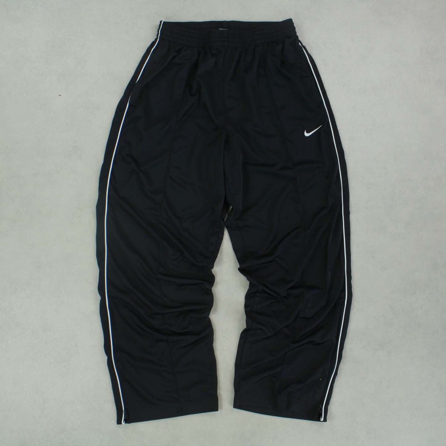 RARE 2000s Baggy Trackpants Black-Maverick
