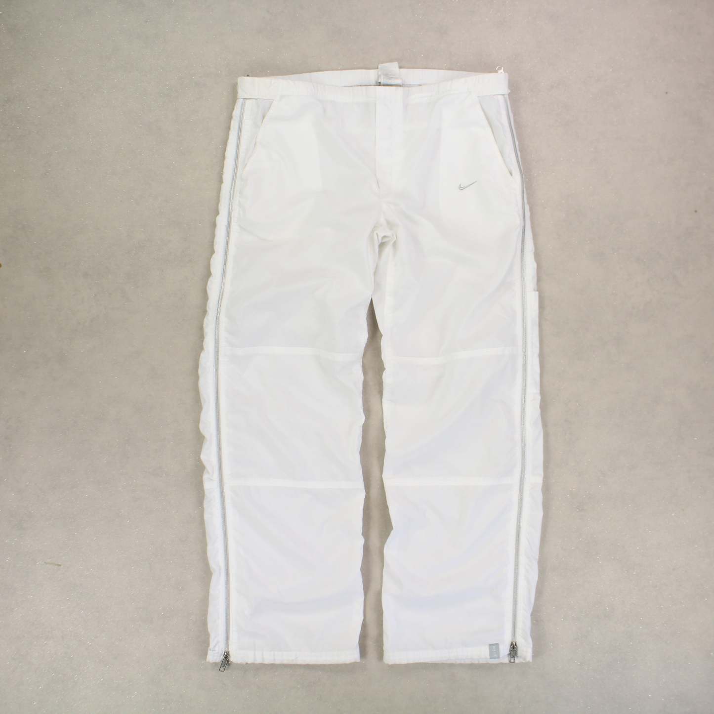 RARE 2000s Baggy Trackpants White-Maverick