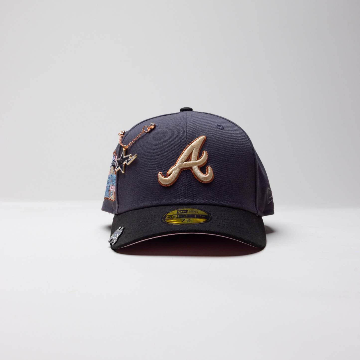 NEW ERA 59FIFTY DARK GREY/ BLACK ATLANTA BRAVES W/ 2000 ALL STAR GAME SIDE PATCH-Maverick
