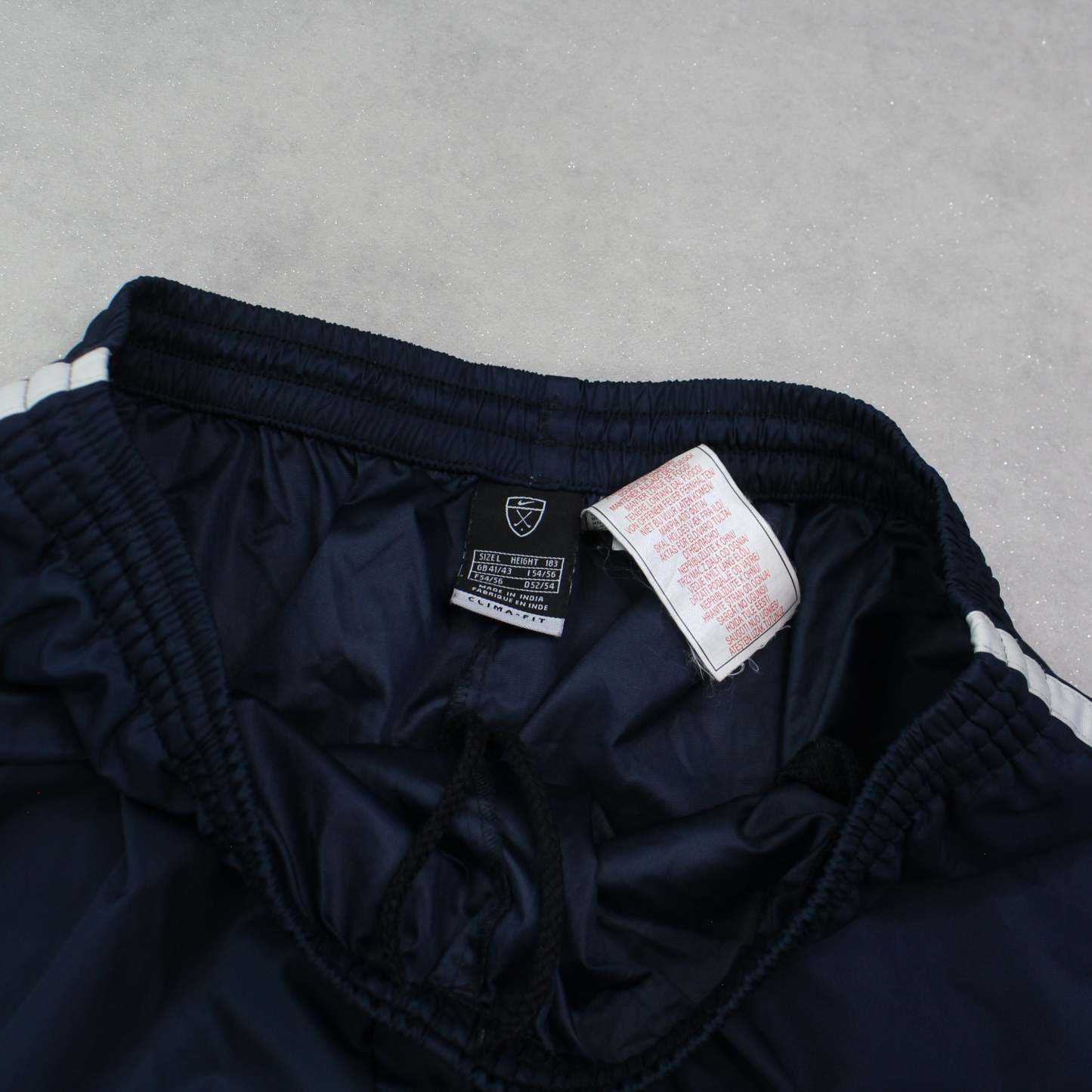 RARE 00s Baggy Trackpants Navy-Maverick