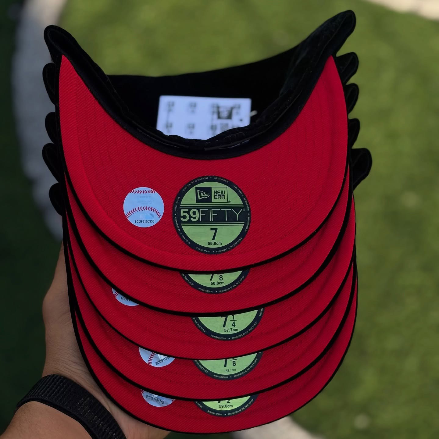 NEW ERA  CHICAGO WHITE SOX MLB BLACK VELVET & RED UV EMBROIDERED CASUAL BASEBALL CAP-Maverick