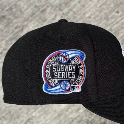 NEW ERA NEW YORK YANKEES SUBWAY SERIES 2000 BLACK EMBROIDERED CASUAL BASEBALL CAP-Maverick