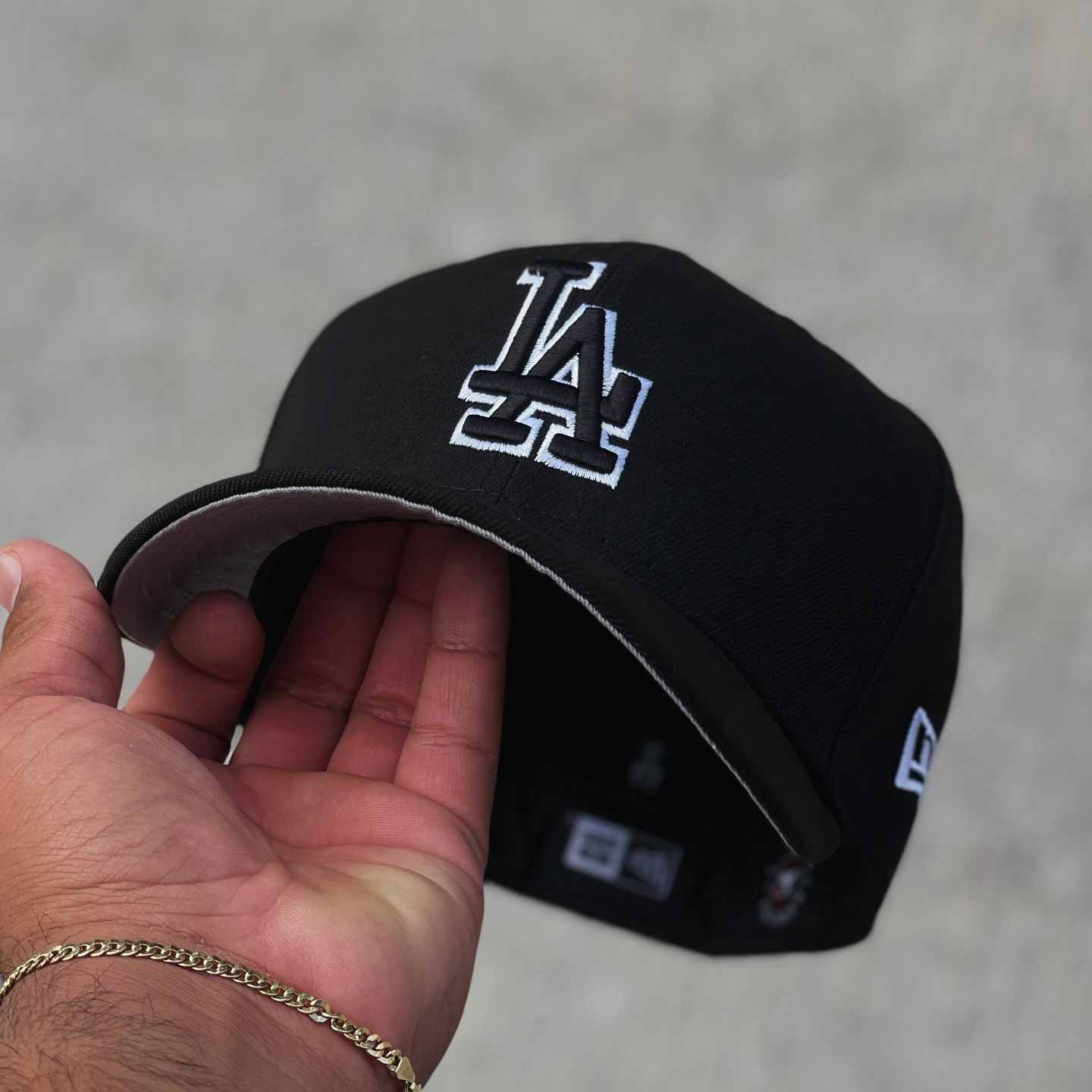 NEW ERA LOS ANGELES DODGERS BLACK EMBROIDERED CASUAL BASEBALL CAP-Maverick