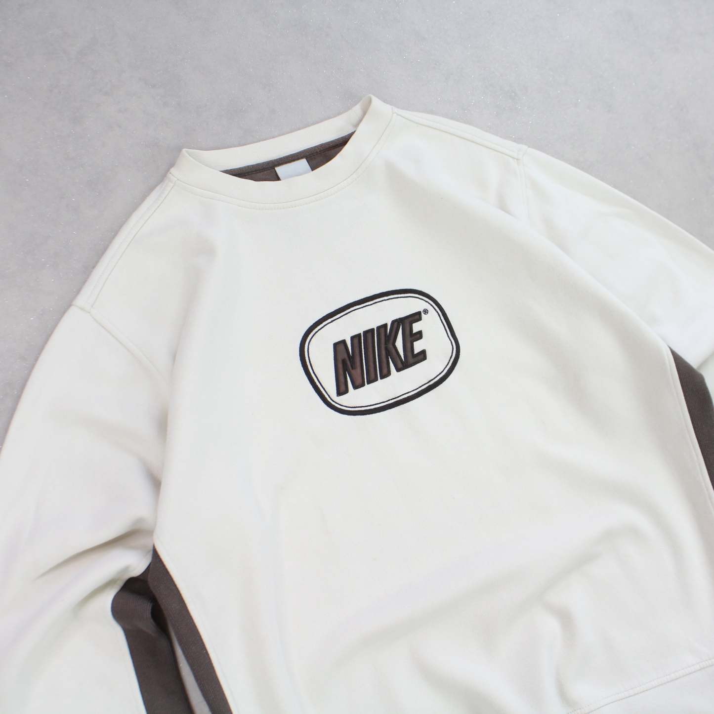 SUPER RARE 2000s  Sweatshirt Cream-Maverick