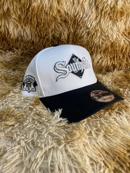 NEW ERA CHICAGO WHITE SOX KOMISKI PARK SOUTH AREA CHROME TWO-COLOR 9FORTY A-FRAME BASEBALL CAP-Maverick