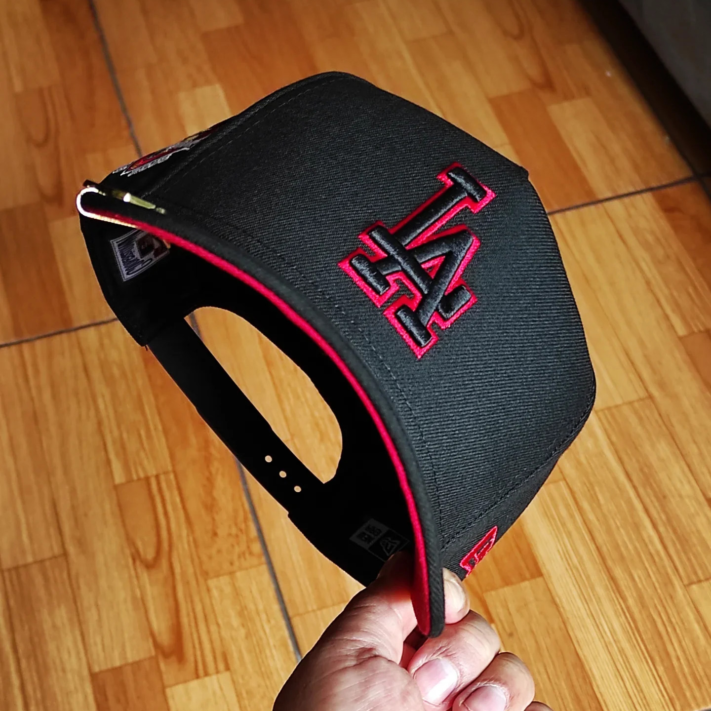 NEW ERA LOS ANGELES DODGERS 50TH ANNIVERSARY BLACKOUT RED PRIME EMBROIDERED CASUAL BASEBALL CAP-Maverick