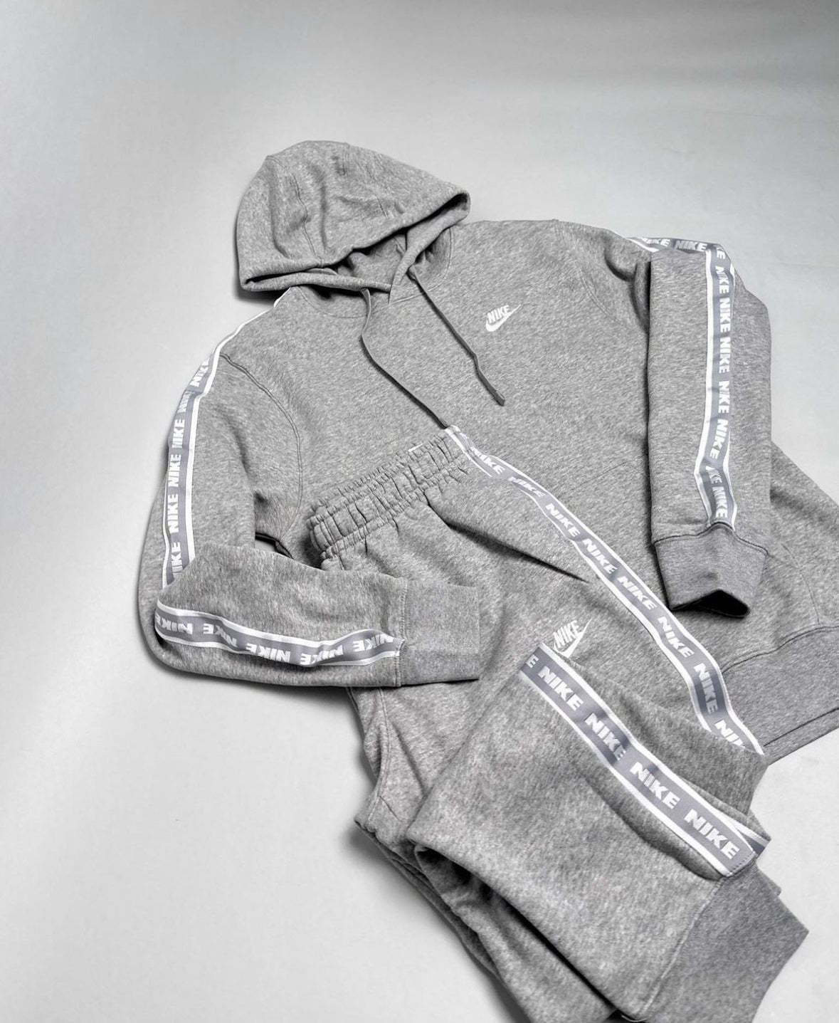   Tracksuit Europa-Maverick