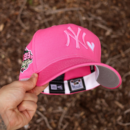 NEW ERA NEW YORK YANKEES 1999 WORLD SERIES ALL PINK EMBROIDERED CASUAL BASEBALL CAP-Maverick