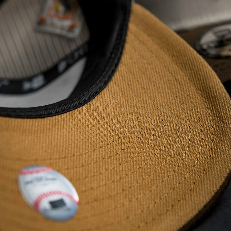 NEW ERA 9FORTY A-FRAME MLB CHICAGO WHITE SOX STONE / WHEAT UV TRUCKER-Maverick