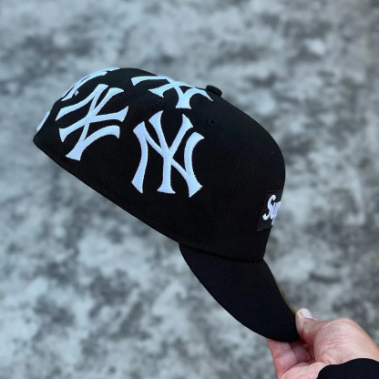 NEW ERA X SUPREME NEW YORK YANKEES EMBROIDERED CASUAL BASEBALL CAP-Maverick