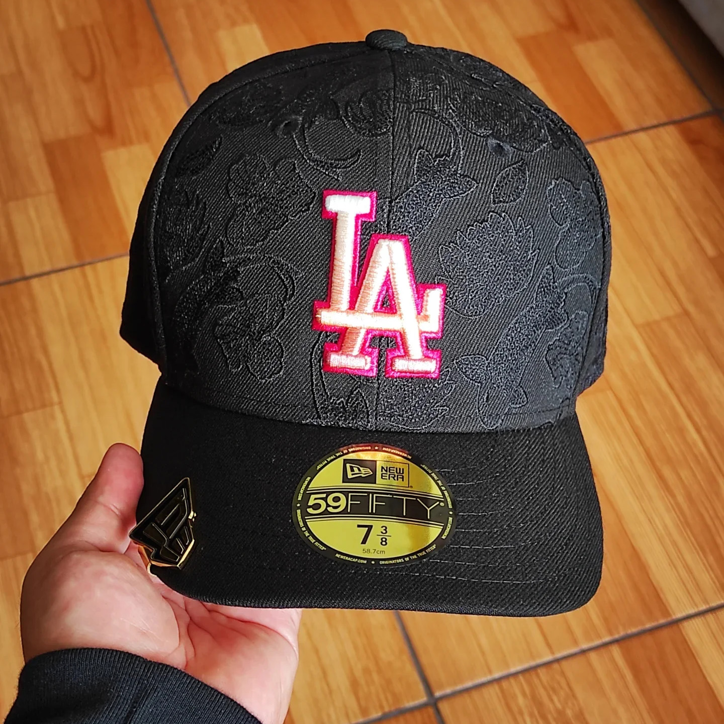 NEW ERA LOS ANGELES DODGERS TONAL KOI EMBROIDERED CASUAL BASEBALL CAP-Maverick