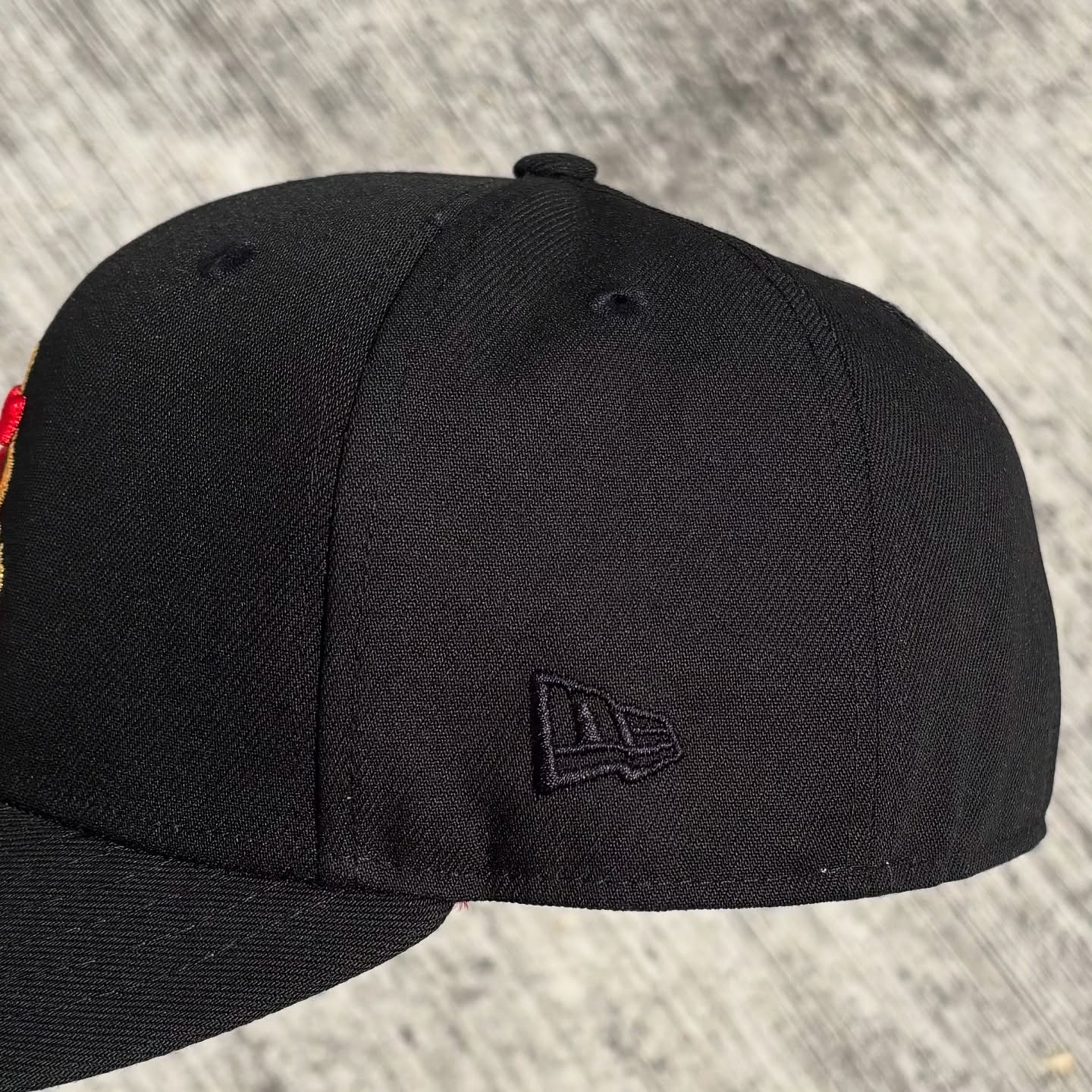 NEW ERA CHICAGO WHITE SOX FLAME BLACK PRIME EDITION EMBROIDERED CASUAL BASEBALL CAP-Maverick