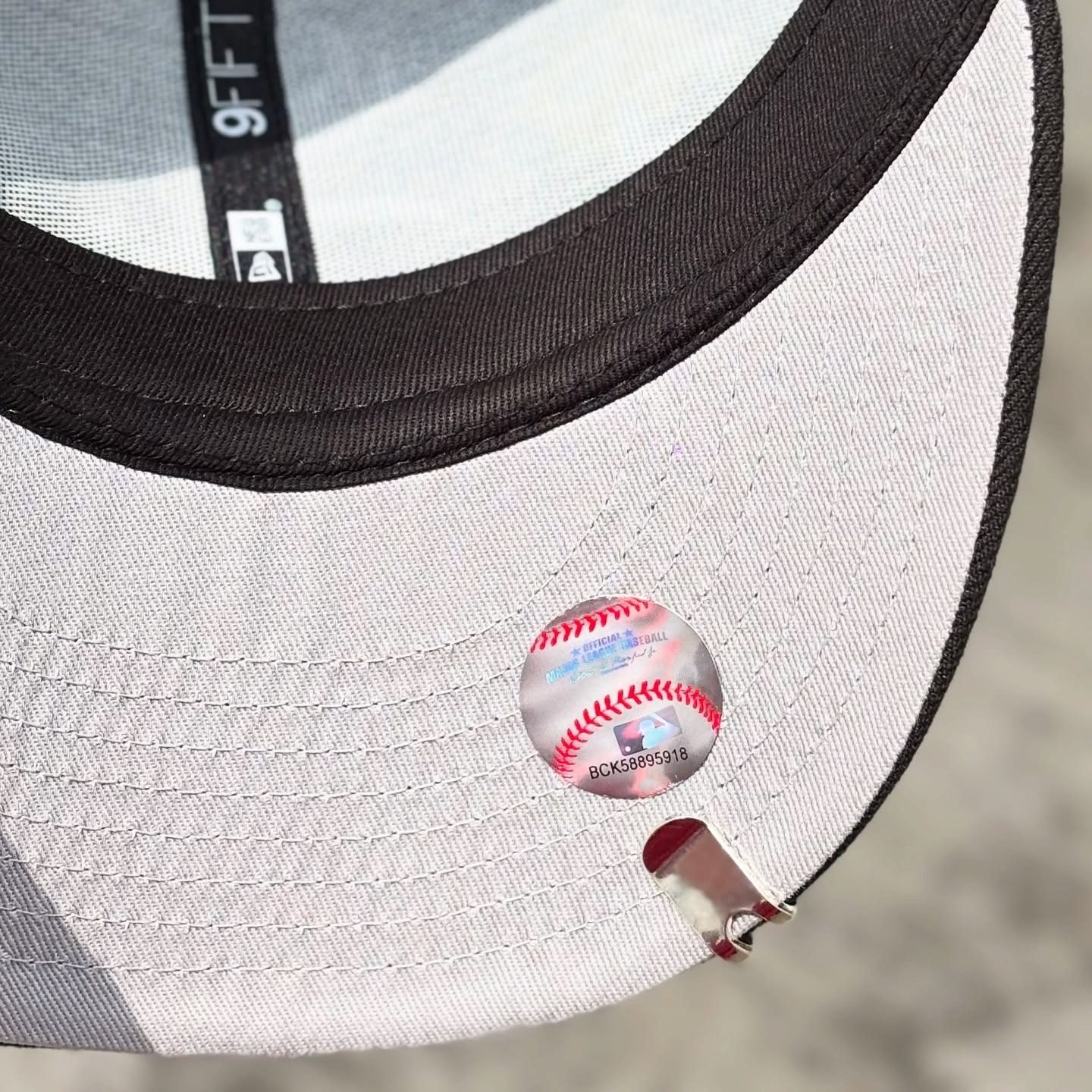 NEW ERA CHICAGO WHITE SOX COUNT THE RINGS EMBROIDERED CASUAL BASEBALL CAP-Maverick