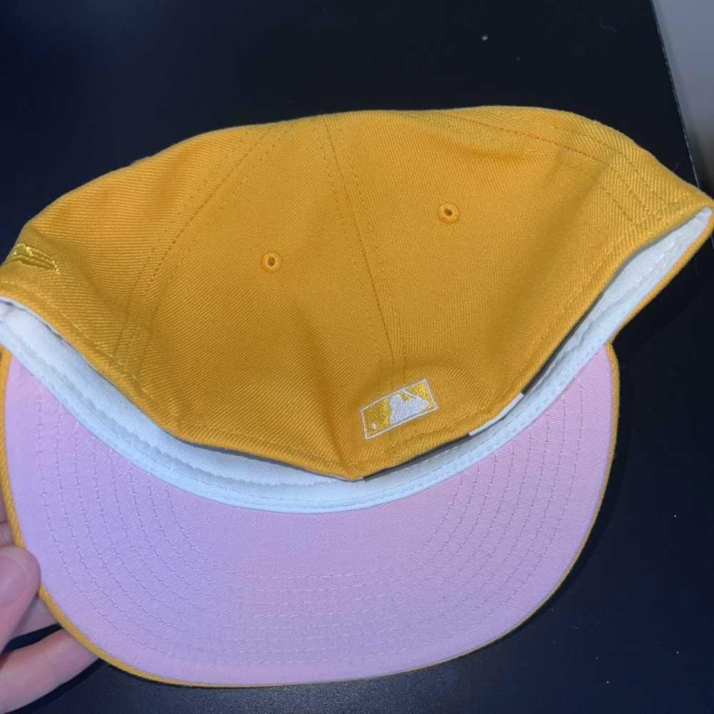 NEW ERA 9FORTY A MLB CHICAGO WHITE SOX. GOLDEN BASEBALL CAP-Maverick