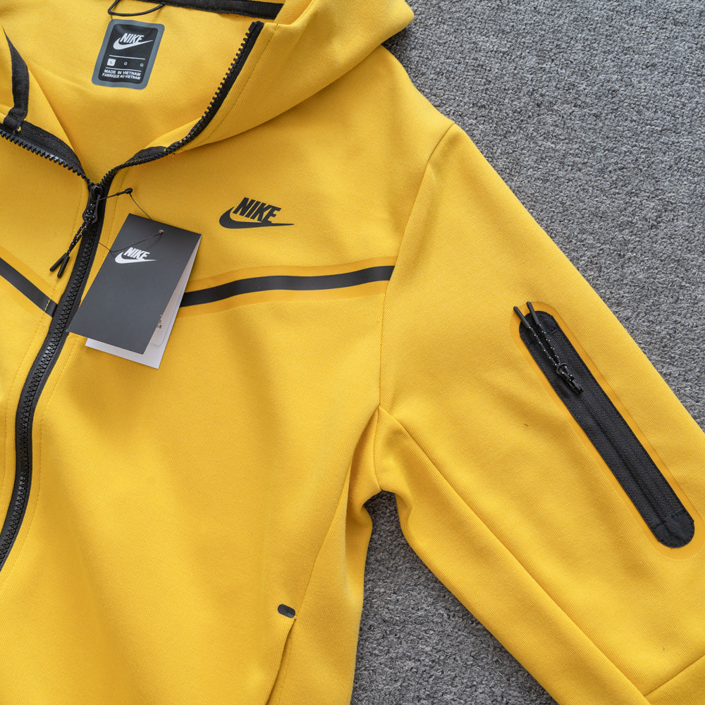 Tech Fleece Yellow