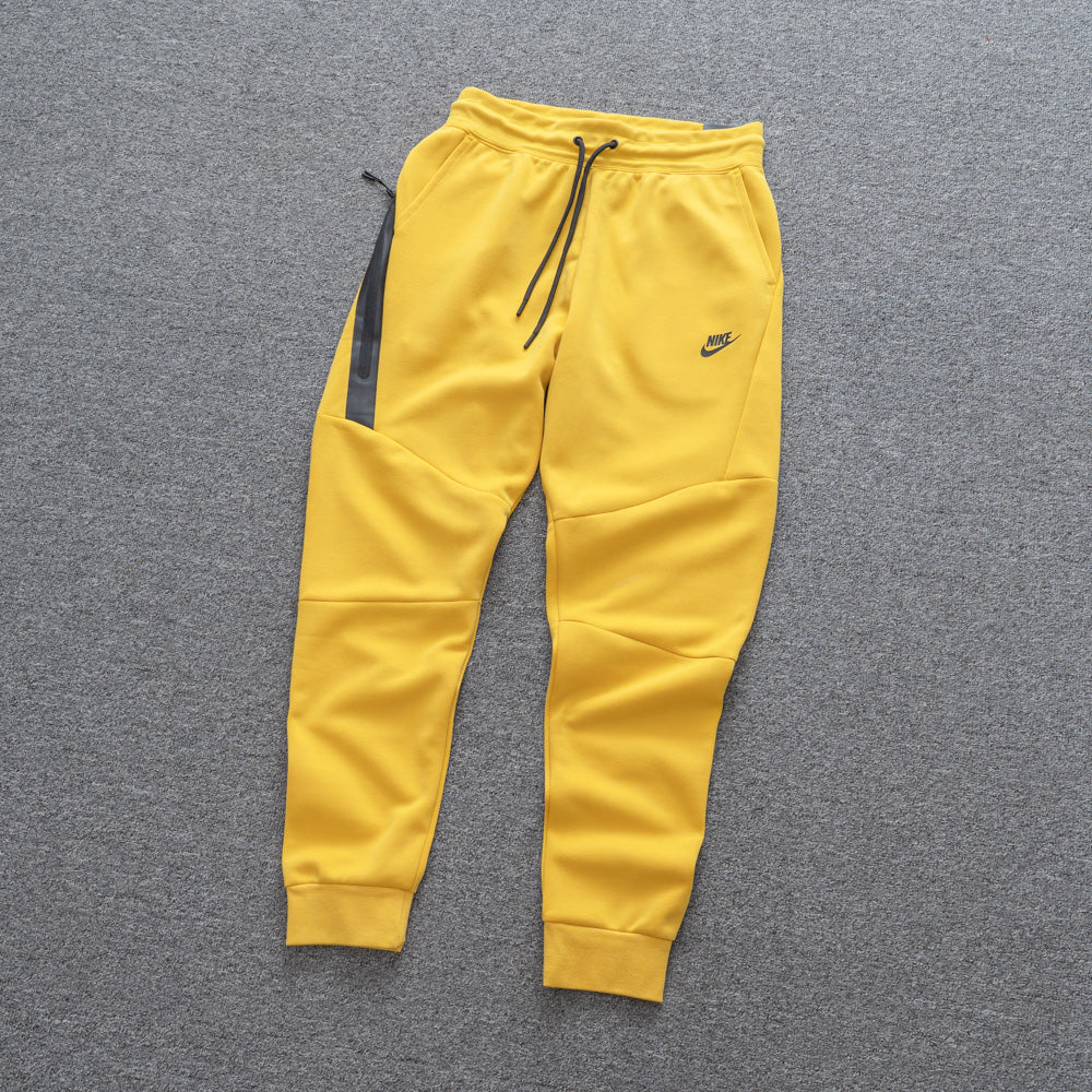 Tech Fleece Yellow