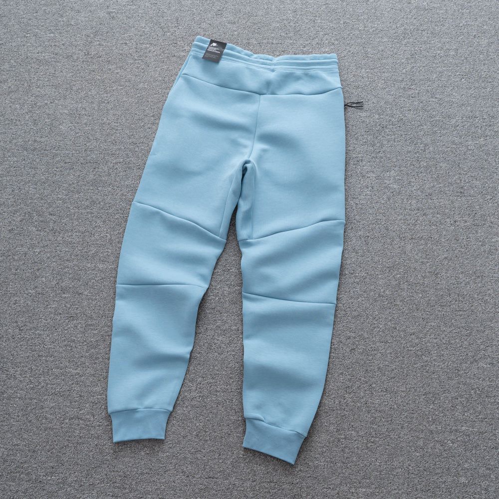   Tech Fleece Blue and White