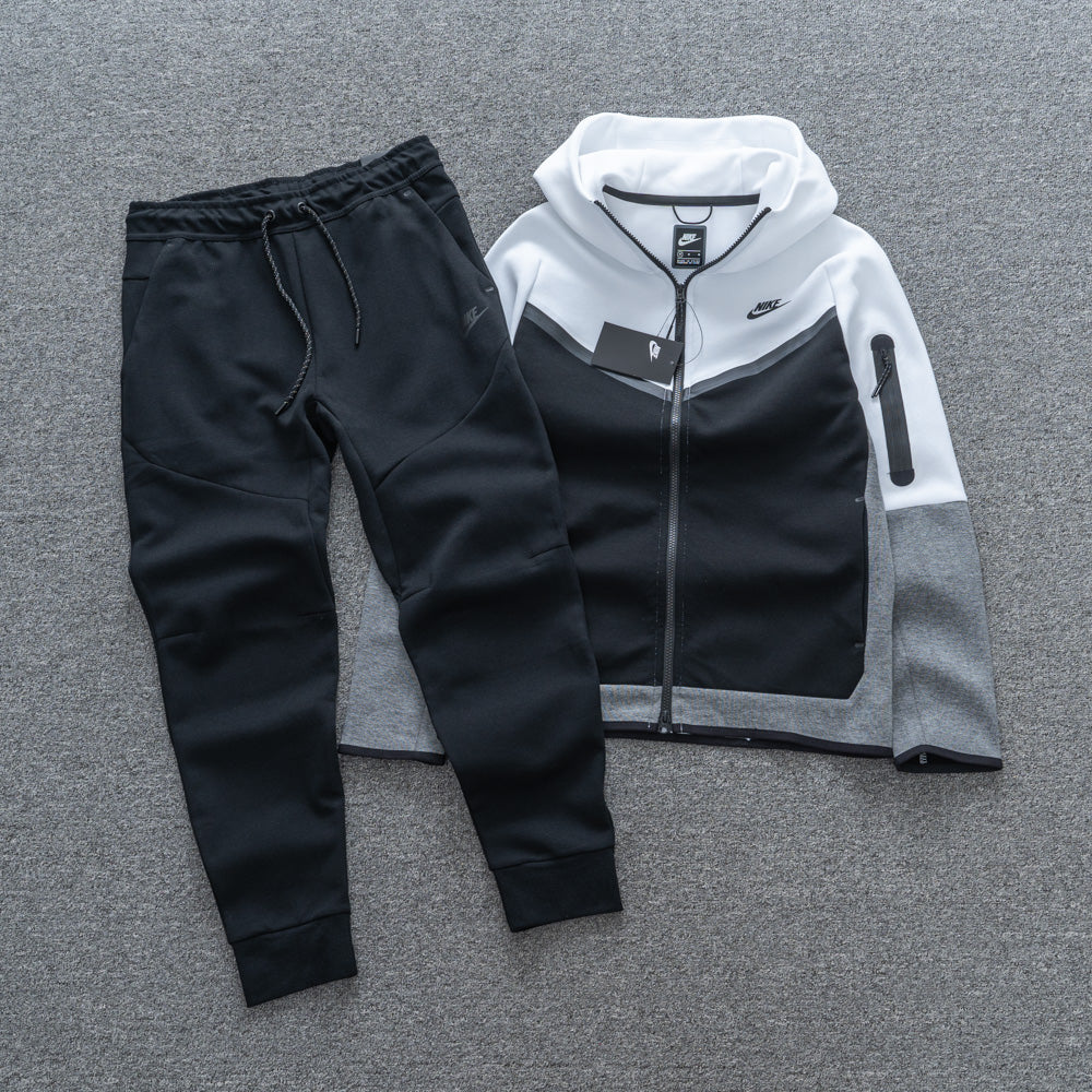   Tech Fleece White and Black