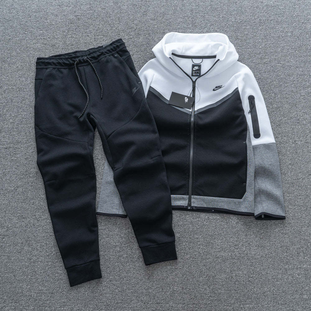 Conjunto Tech Fleece