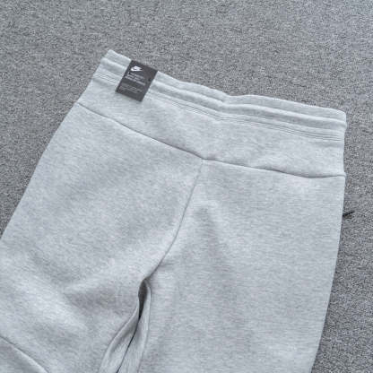 Tech Fleece Grey