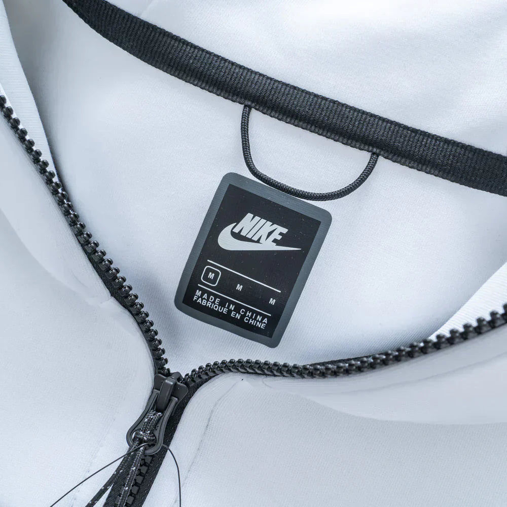   Tech Fleece White and Black