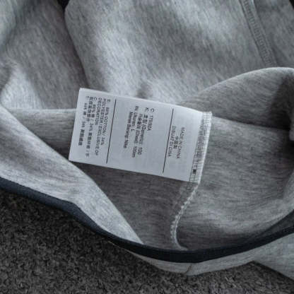 Tech Fleece Grey