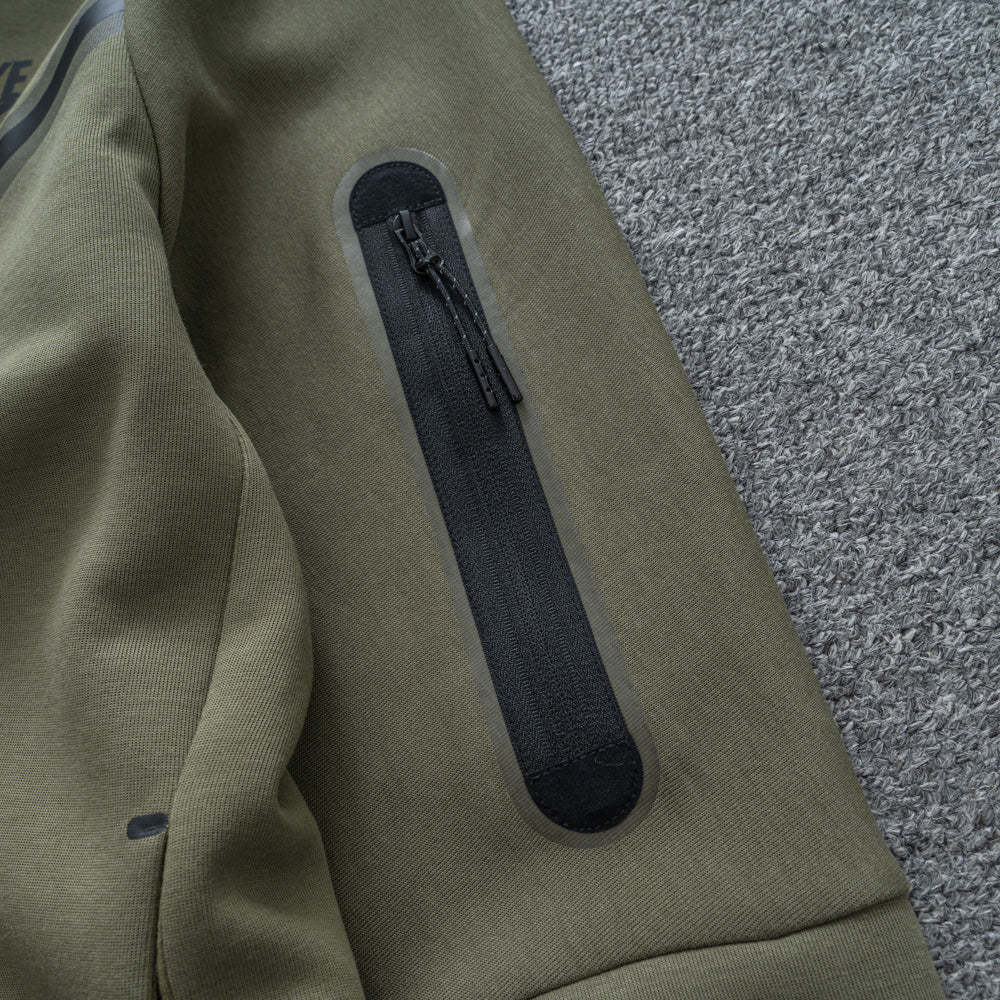 Tech Fleece Green