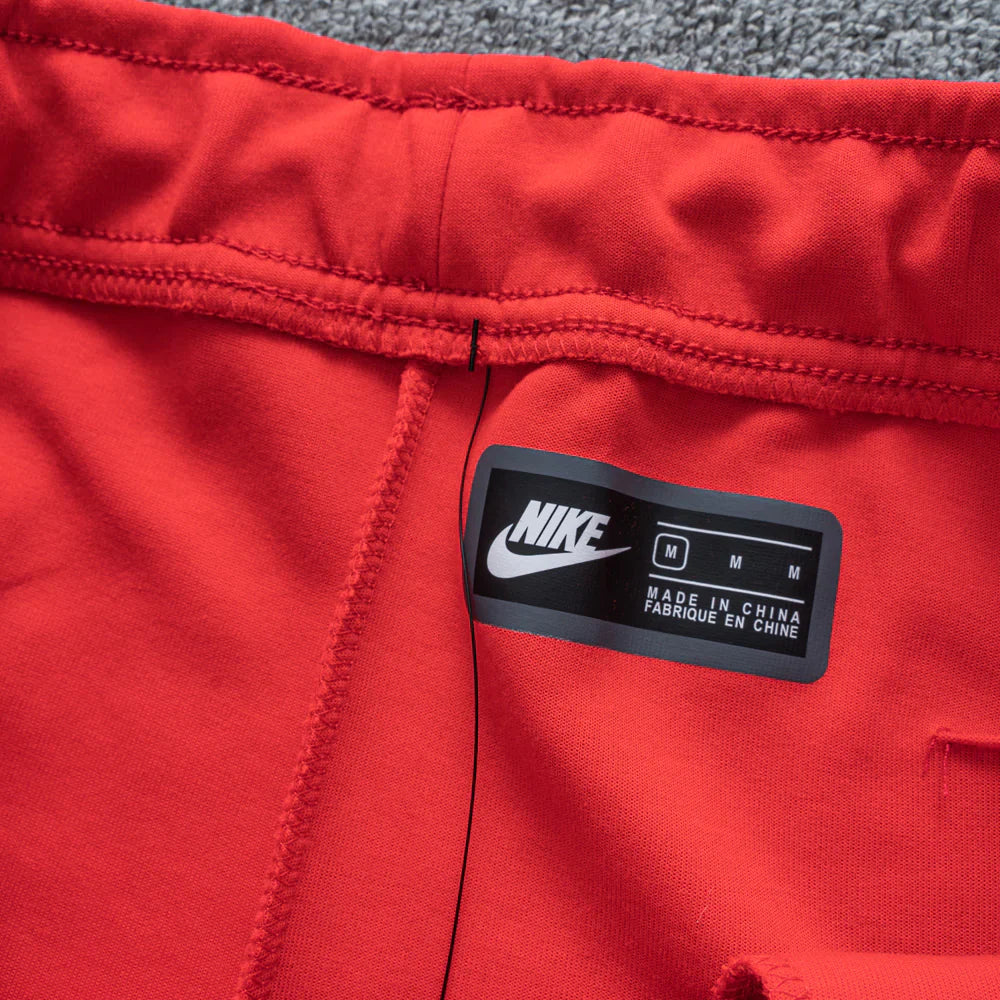   Tech Fleece Red
