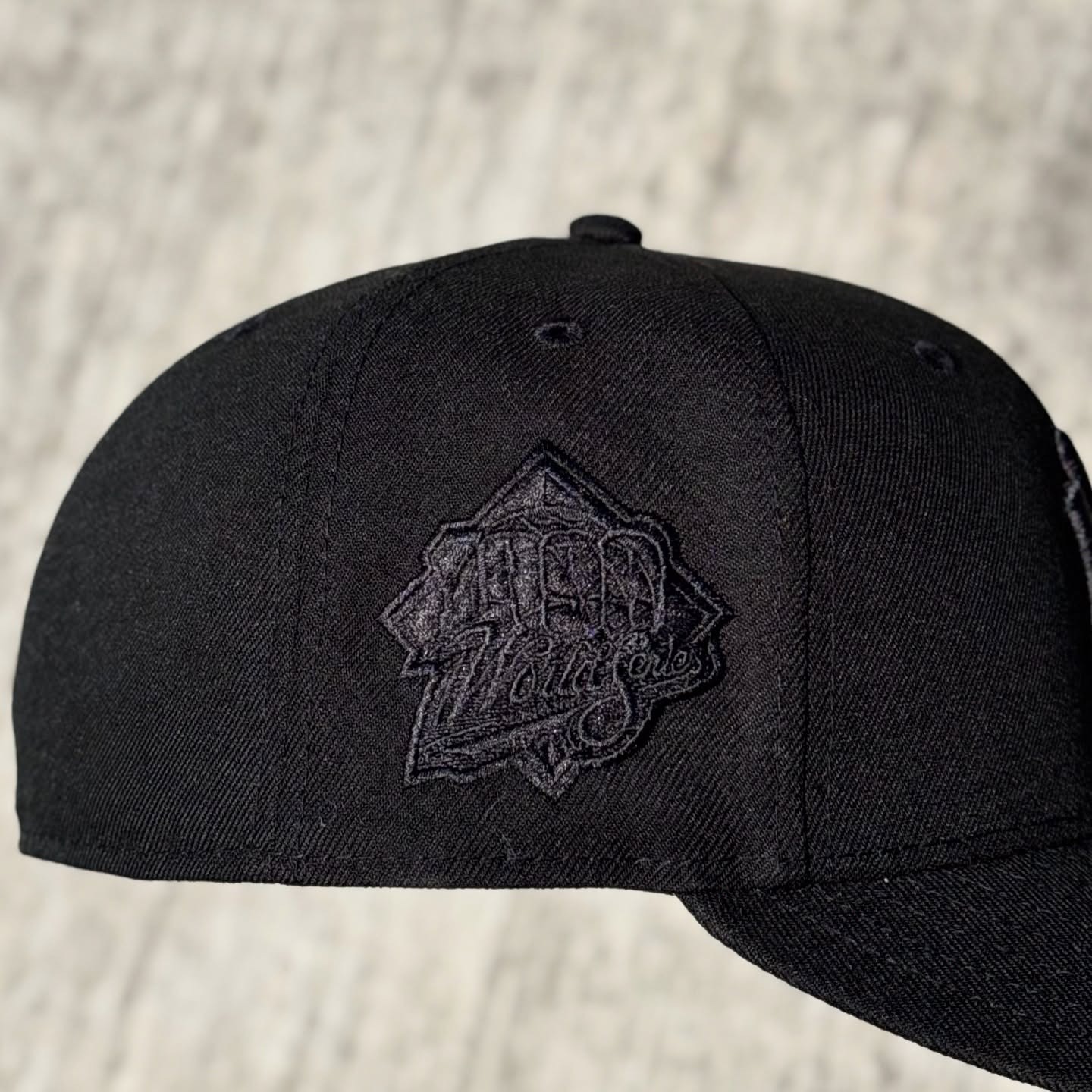 NEW ERA NEW YORK YANKEES WORLD SERIES 1999 BLACK PINK EDITION EMBROIDERED CASUAL BASEBALL CAP-Maverick