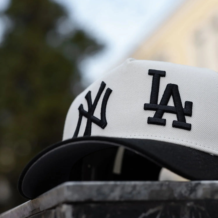 NEW ERA 9FORTY A-FRAME MLB NEW YORK YANKEES VS LOS ANGELES DODGERS TWO TONE / GREY UV SNAPBACK-Maverick