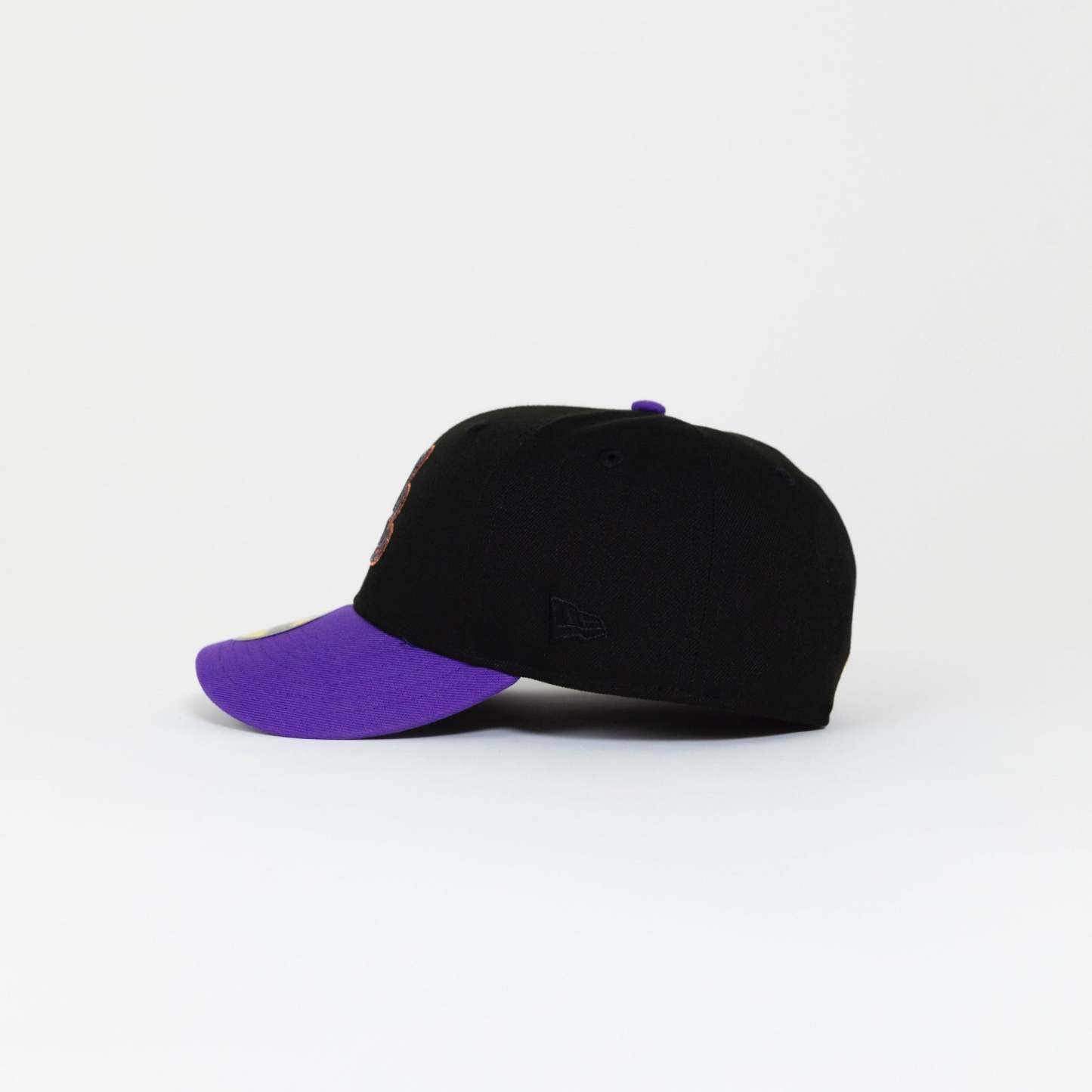 NEW ERA 59FIFTY BLACK/ PURPLE ATLANTA BRAVES W/ "ATLANTA-FULTON" SIDE PATCH-Maverick