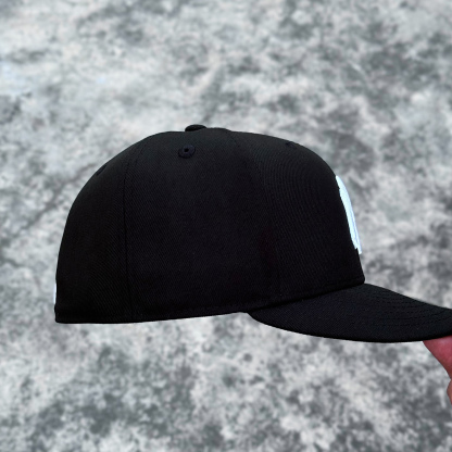 NEW ERA CHICAGO WHITE SOX SCRIPT EMBROIDERED CASUAL BASEBALL CAP-Maverick