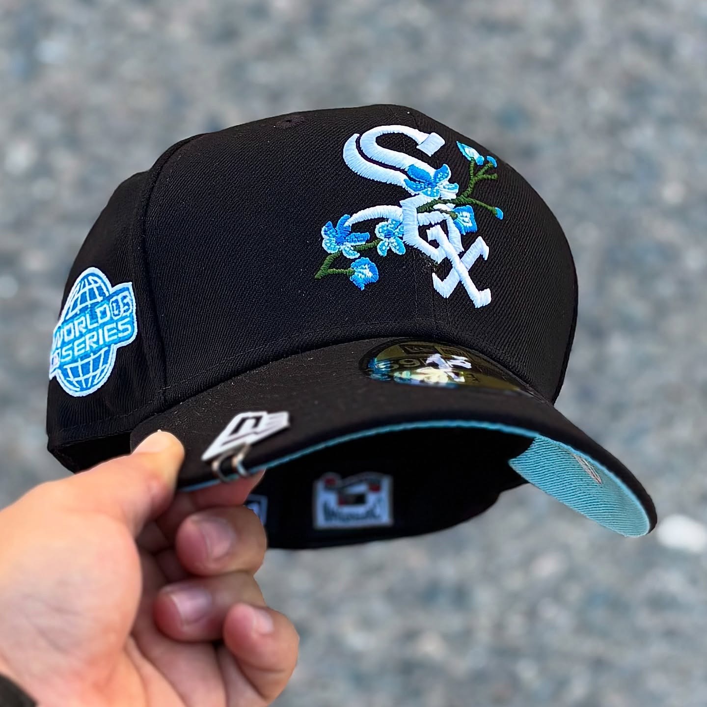 NEW ERA CHICAGO WHITE SOX BLACK 2005 WORLD SERIES BLOOM SIDE PATCH EMBROIDERED CASUAL BASEBALL CAP-Maverick