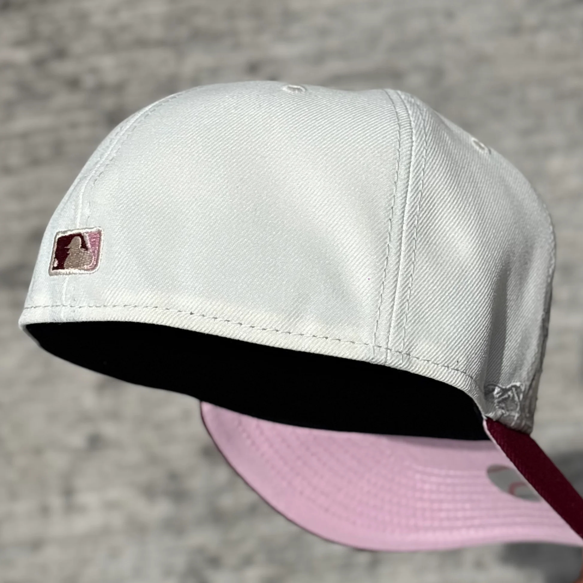 NEW ERA CHICAGO WHITE SOX CHERUB 59FIFTY FITTED EMBROIDERED CASUAL BASEBALL CAP-Maverick