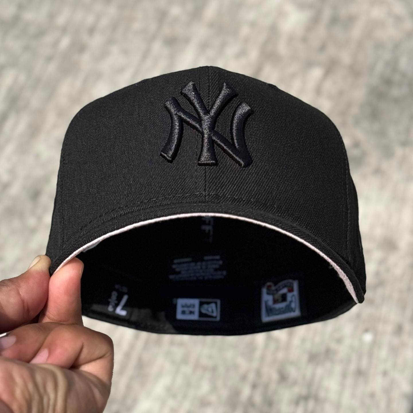 NEW ERA NEW YORK YANKEES WORLD SERIES 1999 BLACK PINK EDITION EMBROIDERED CASUAL BASEBALL CAP-Maverick
