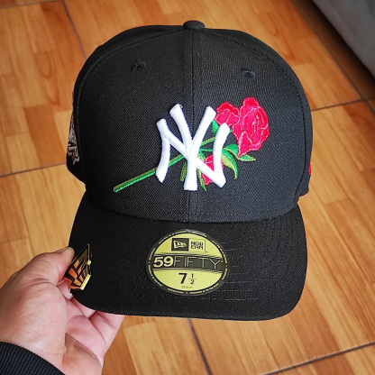 NEW ERA NEW YORK YANKEES WORLD SERIES 1999 BLACK ROSE EDITION EMBROIDERED CASUAL BASEBALL CAP-Maverick