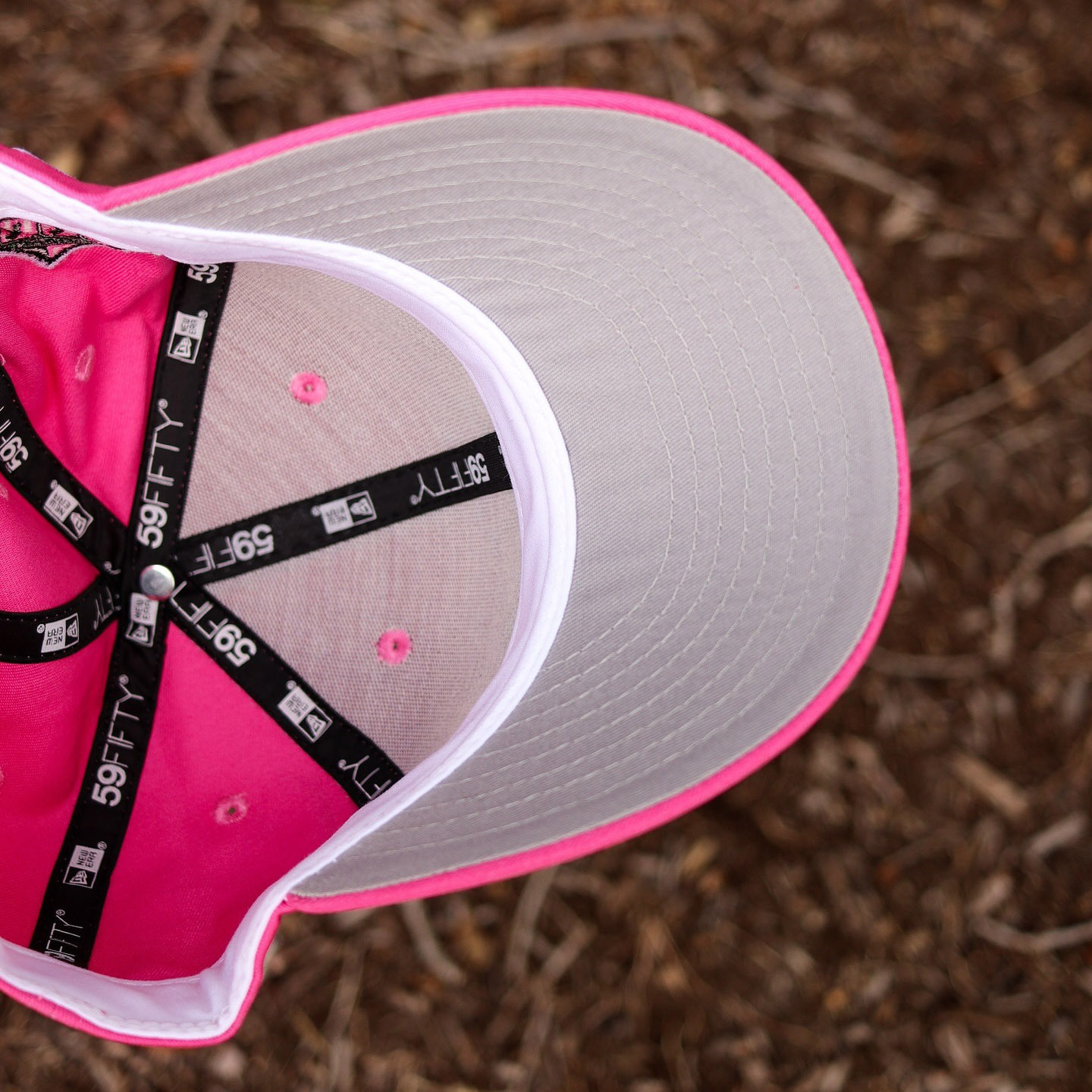 NEW ERA NEW YORK YANKEES 1999 WORLD SERIES ALL PINK EMBROIDERED CASUAL BASEBALL CAP-Maverick