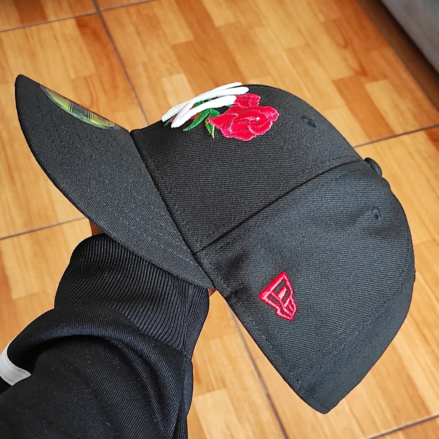 NEW ERA NEW YORK YANKEES WORLD SERIES 1999 BLACK ROSE EDITION EMBROIDERED CASUAL BASEBALL CAP-Maverick