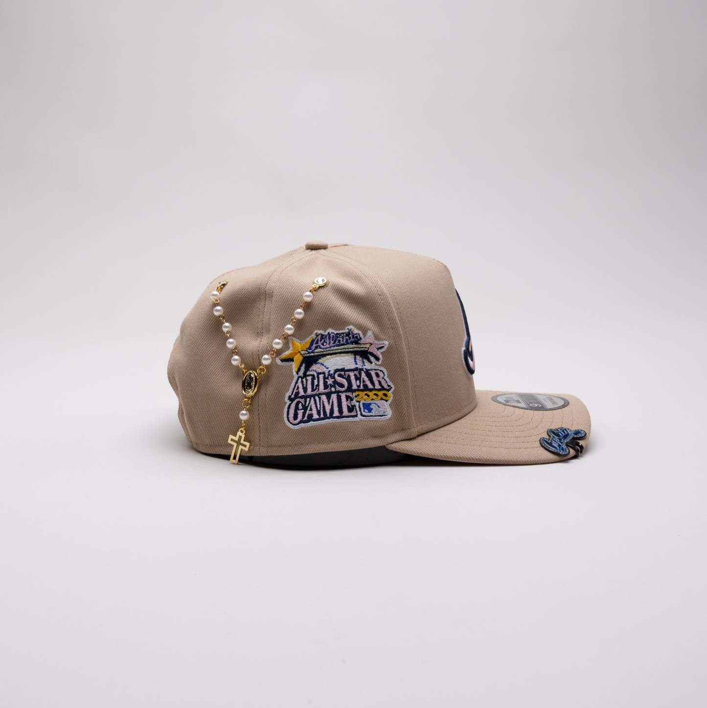NEW ERA EXCLUSIVE 9FIFTY A-FRAME LIGHT KHAKI ATLANTA BRAVES SNAPBACK W/ 2000 ALL STAR GAME SIDE PATCH-Maverick