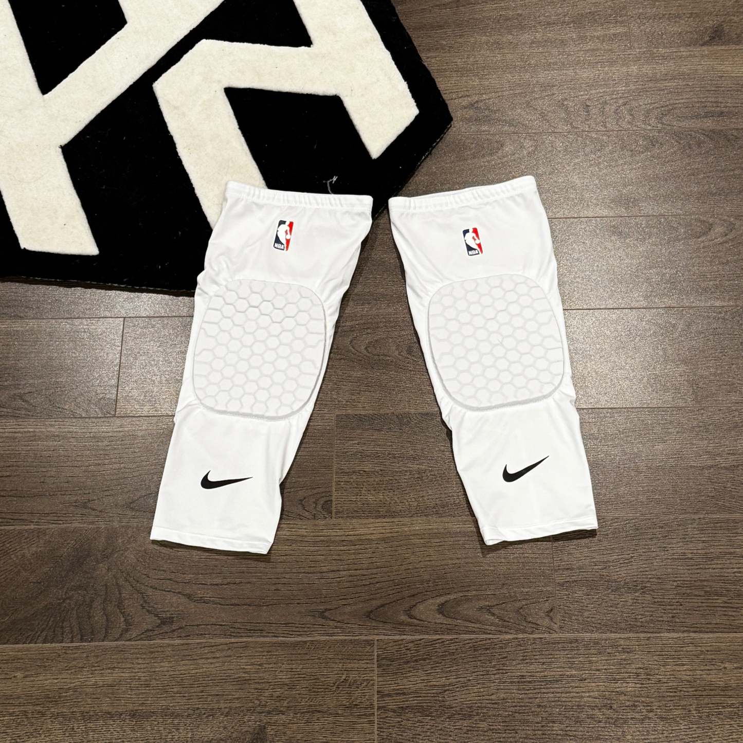 Elite Pro White Compression Padded Knee Sleeve-Maverick