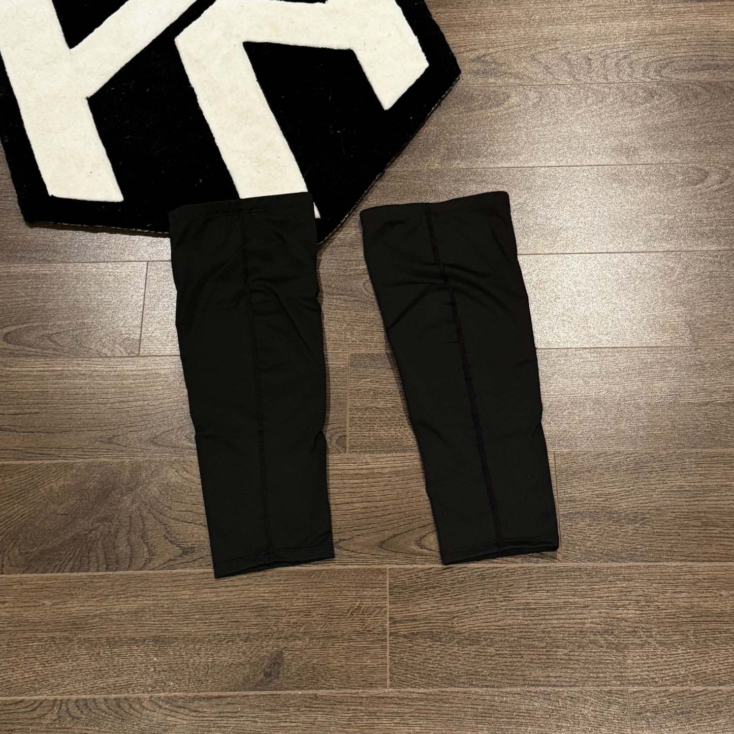 Elite Pro Black Compression Padded Knee Sleeve-Maverick