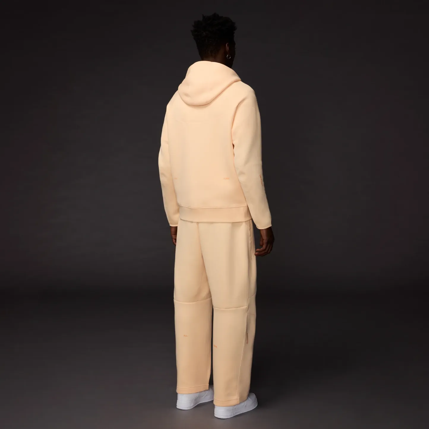 Viral Tracksuit