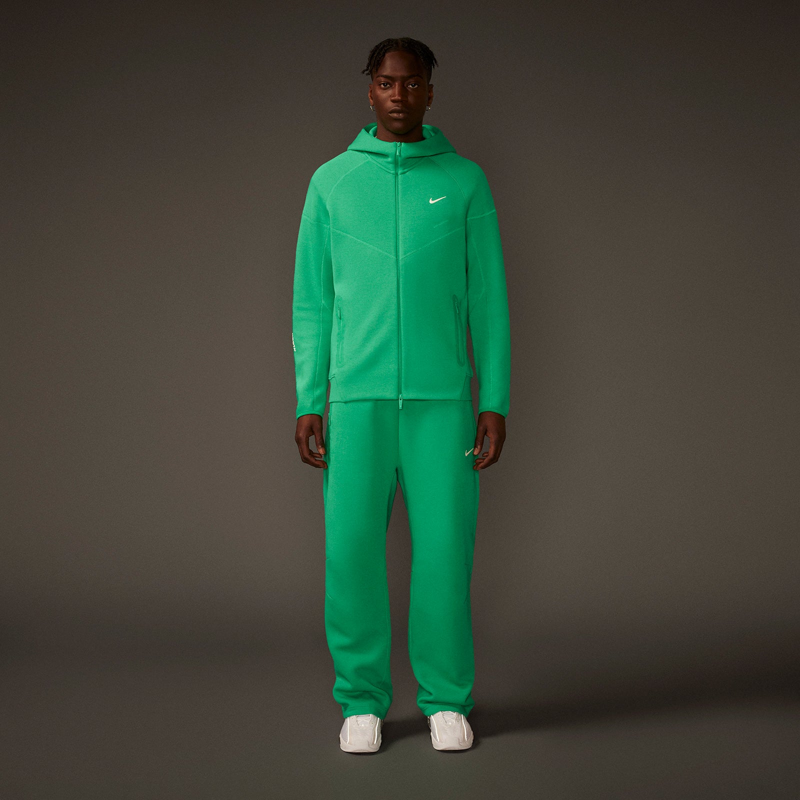Viral Tracksuit