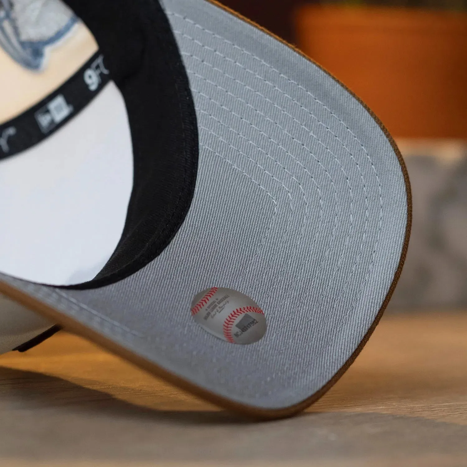 NEW ERA 9FORTY A-FRAME MLB NEW YORK YANKEES SUBWAY SERIES 2000 TWO TONE / GREY UV CAP-Maverick