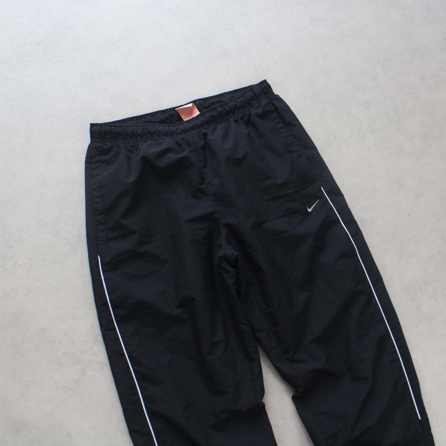 RARE 2000s Trackpants Black-Maverick