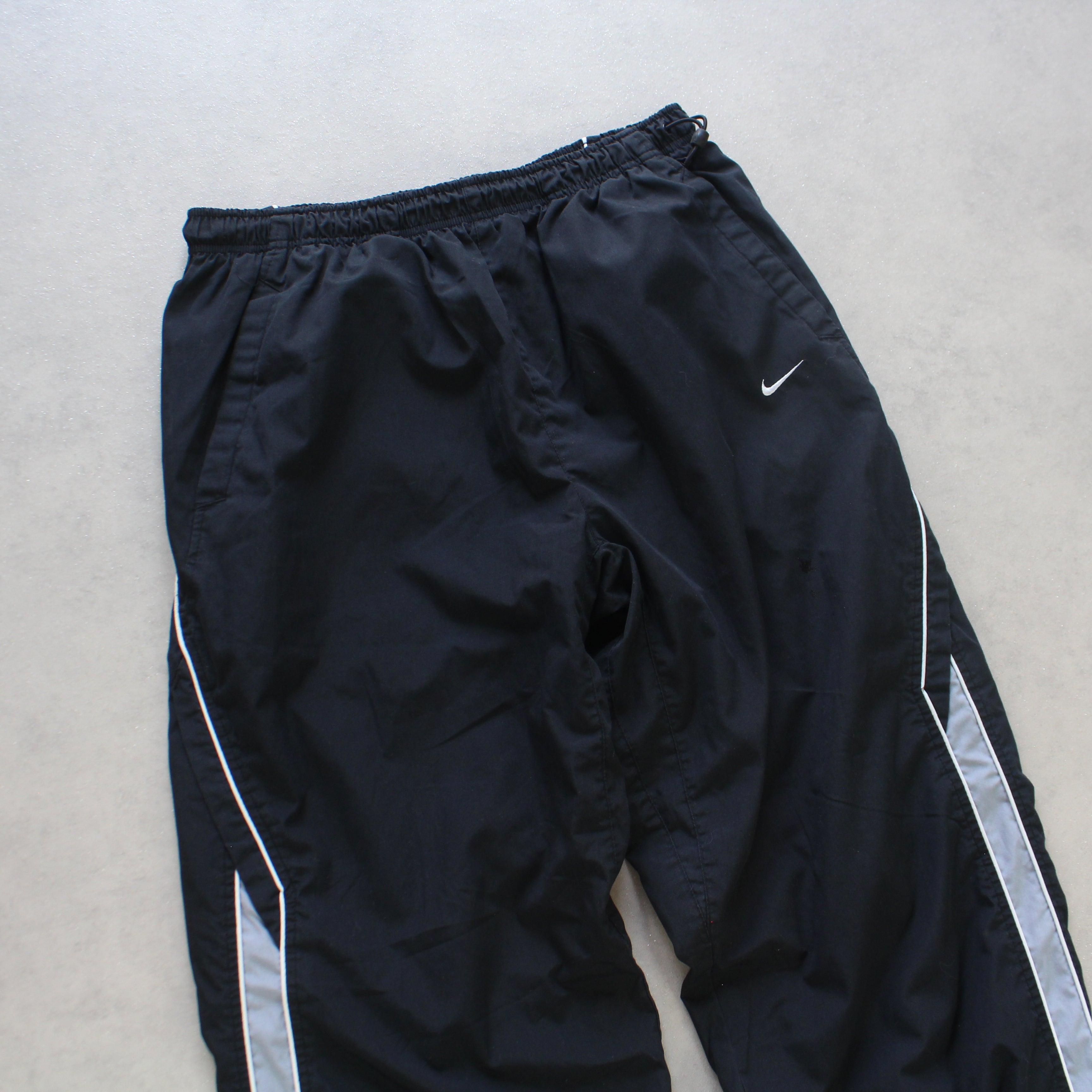 RARE 2000s Trackpants Black-Maverick
