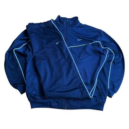Tracksuit-Maverick
