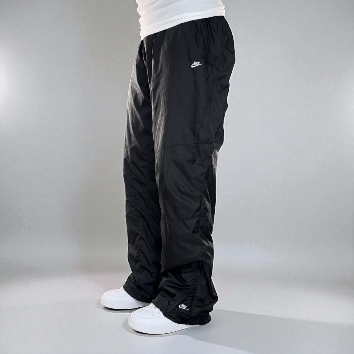 RARE 2000s Baggy Trackpants Black-Maverick