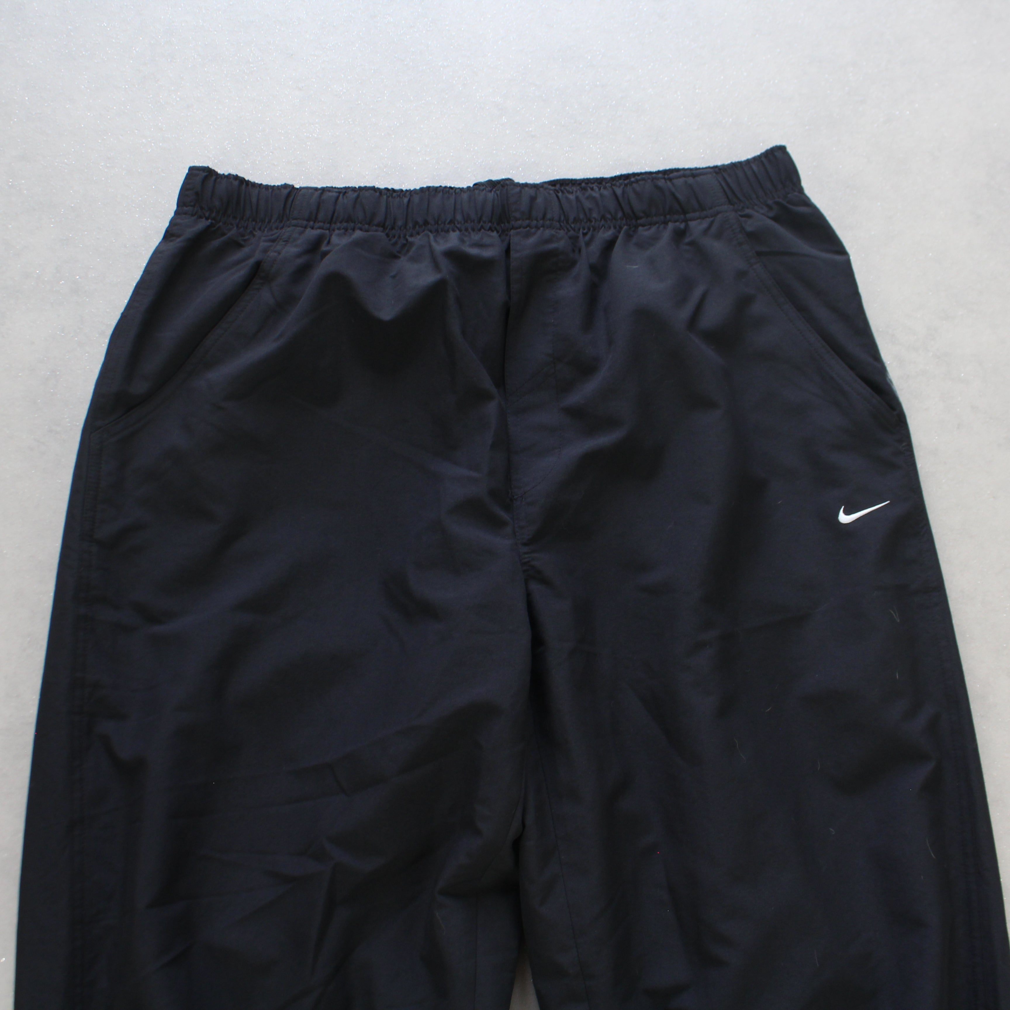 RARE 2000s Trackpants Black-Maverick